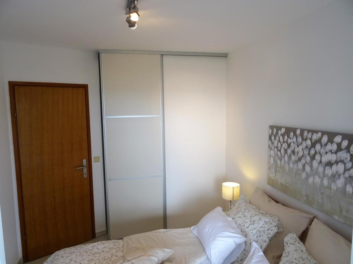 Apartments Topic 닌 외부 사진