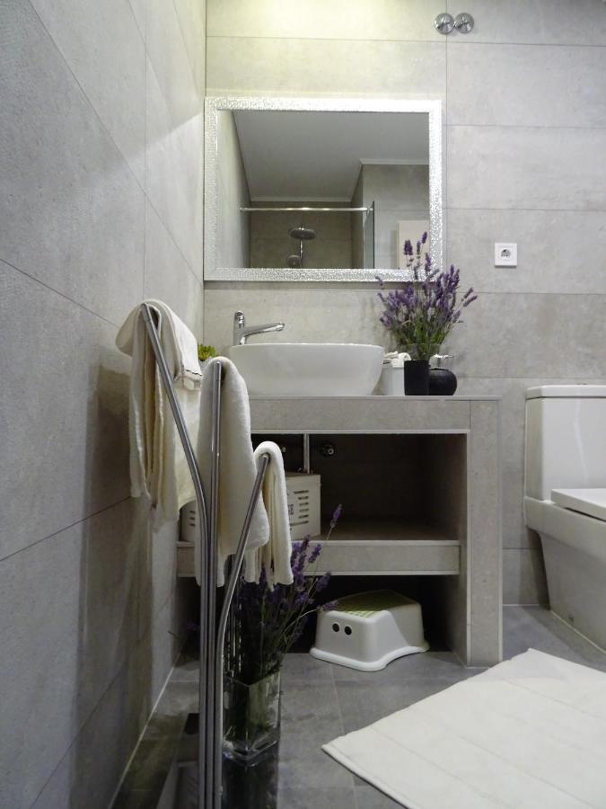 Apartments Topic 닌 외부 사진